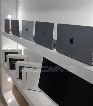 New Laptop Apple MacBook Pro M1 16GB Apple M1 Pro SSD 1T