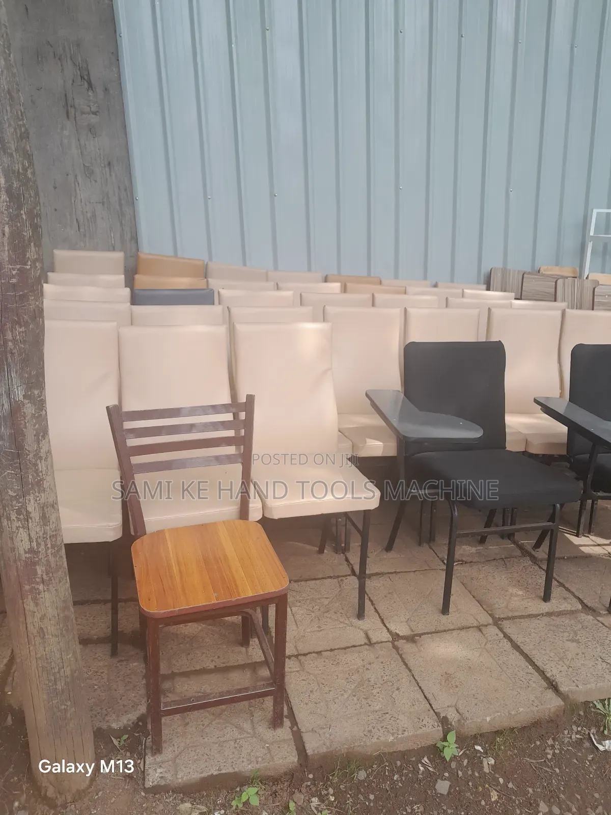 Cher Hotel and Cafe Bed Office Table