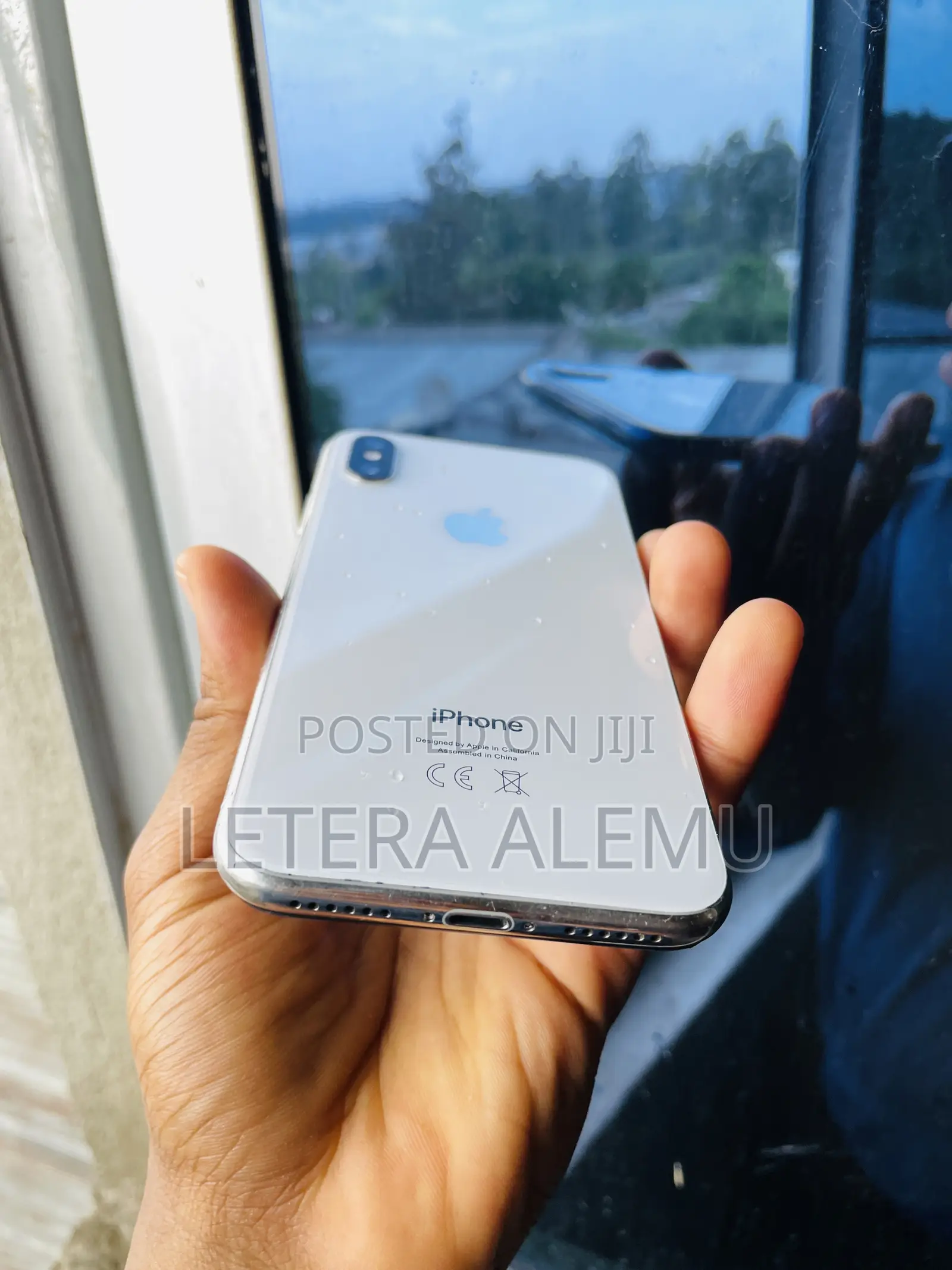 Apple iPhone X 256 GB White