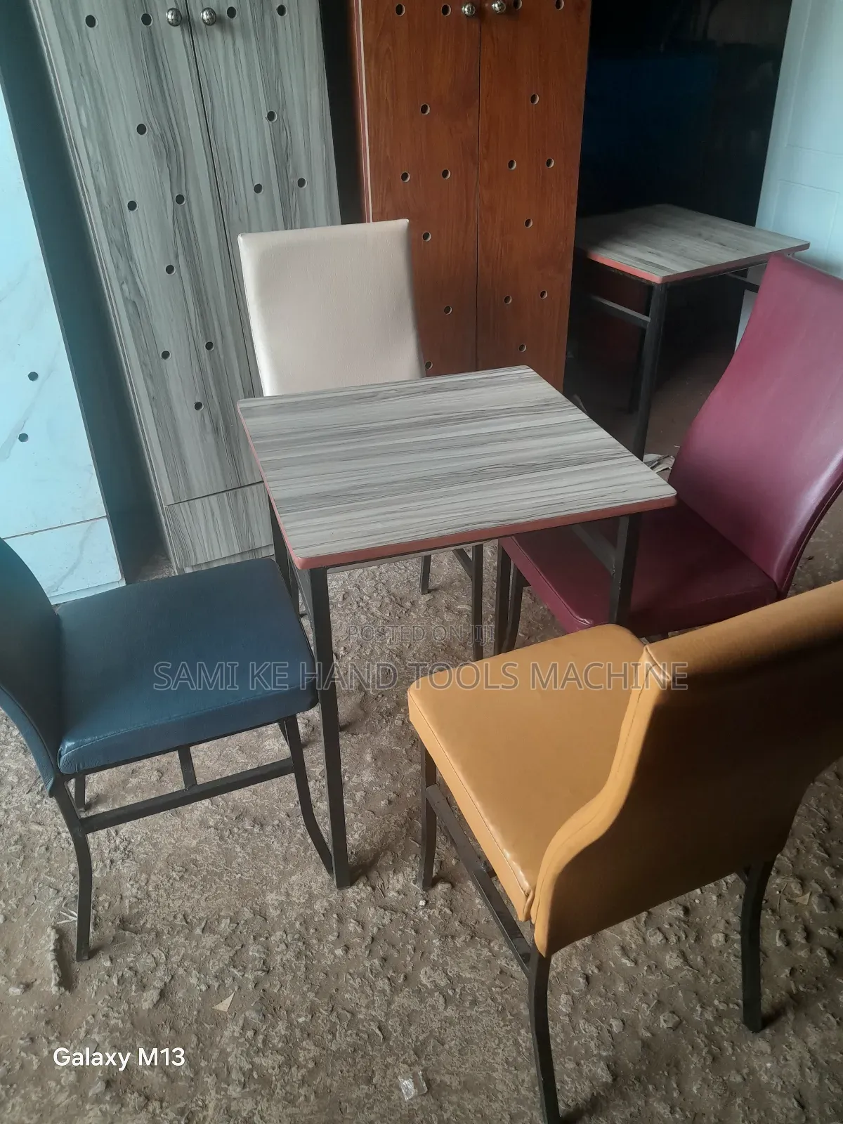 Cher Hotel and Cafe Bed Office Table