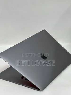 New Laptop Apple MacBook Pro 2019 16GB Intel Core I7 SSD 512GB