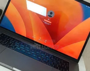 Photo - Laptop Apple MacBook 16GB Intel Core I7 SSD 512GB