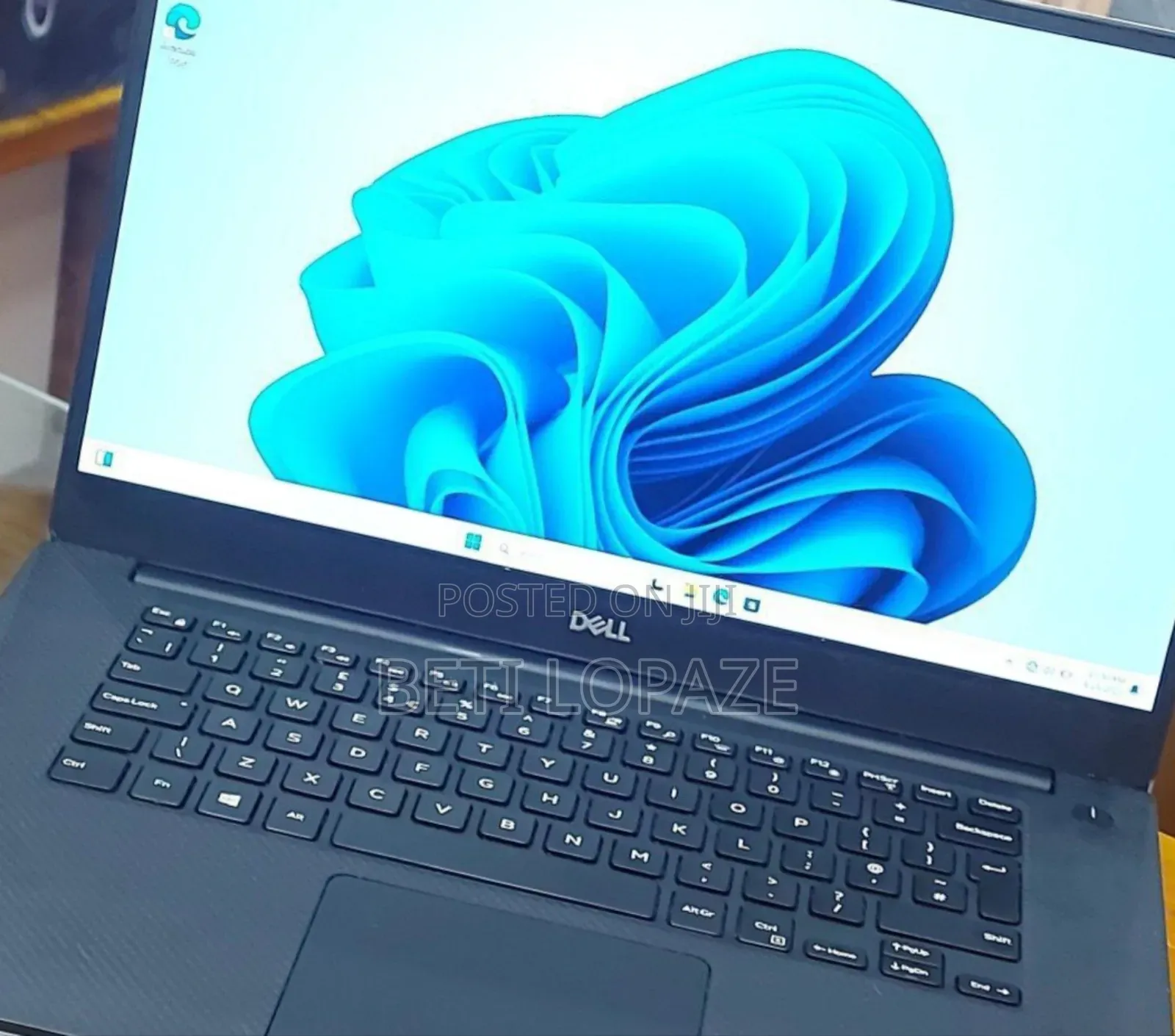 New Laptop Dell Inspiron 15 16GB Intel Core I7 SSD 512GB