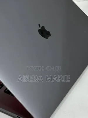 New Laptop Apple MacBook Pro 2019 16GB Intel Core I7 SSD 512GB