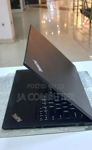 New Laptop Lenovo Thinkpad T490s 16GB Intel Core I7 SSD 512GB