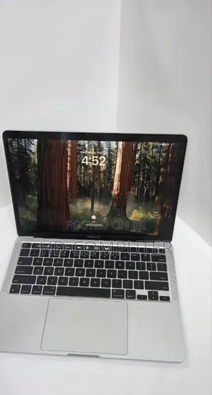 New Laptop Apple MacBook Pro 2023 M2 8GB Apple M2 SSD 512GB