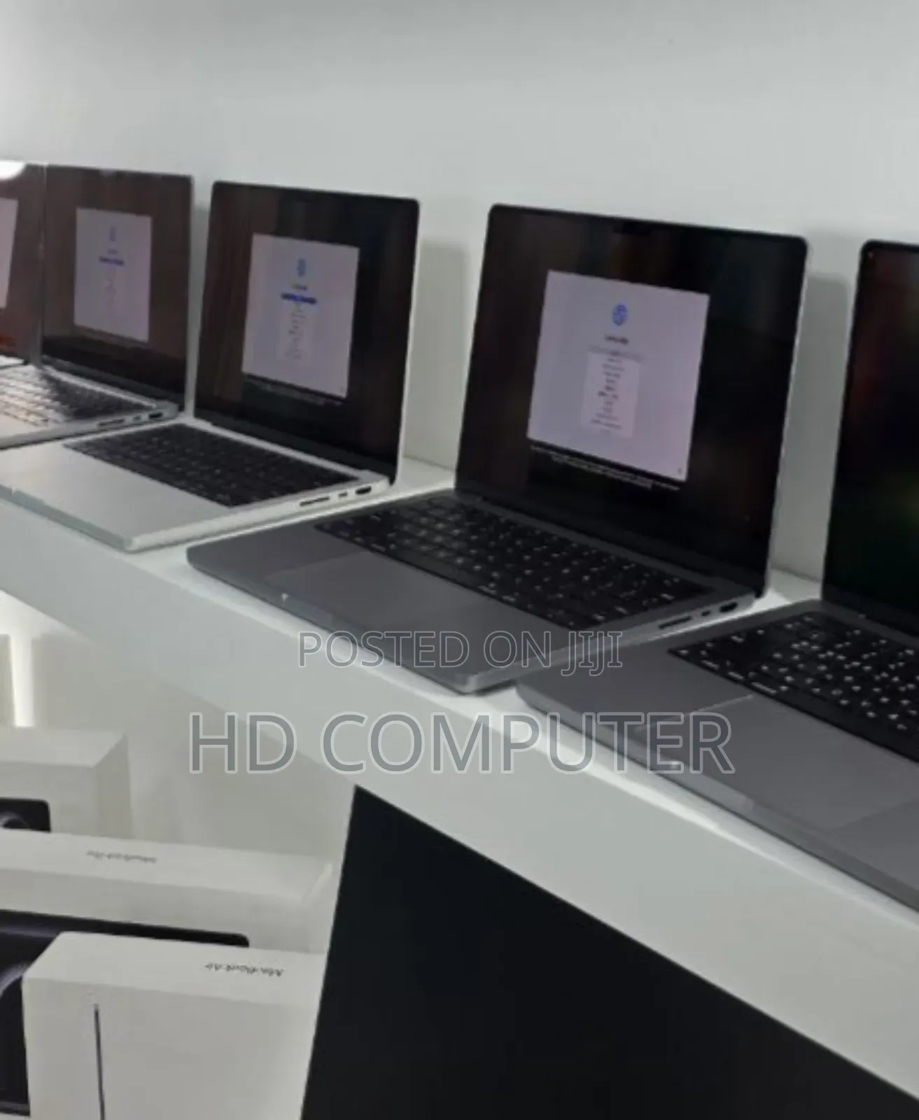 New Laptop Apple MacBook Pro M1 16GB Apple M1 Pro SSD 1T