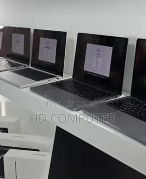 New Laptop Apple MacBook Pro M1 16GB Apple M1 Pro SSD 1T