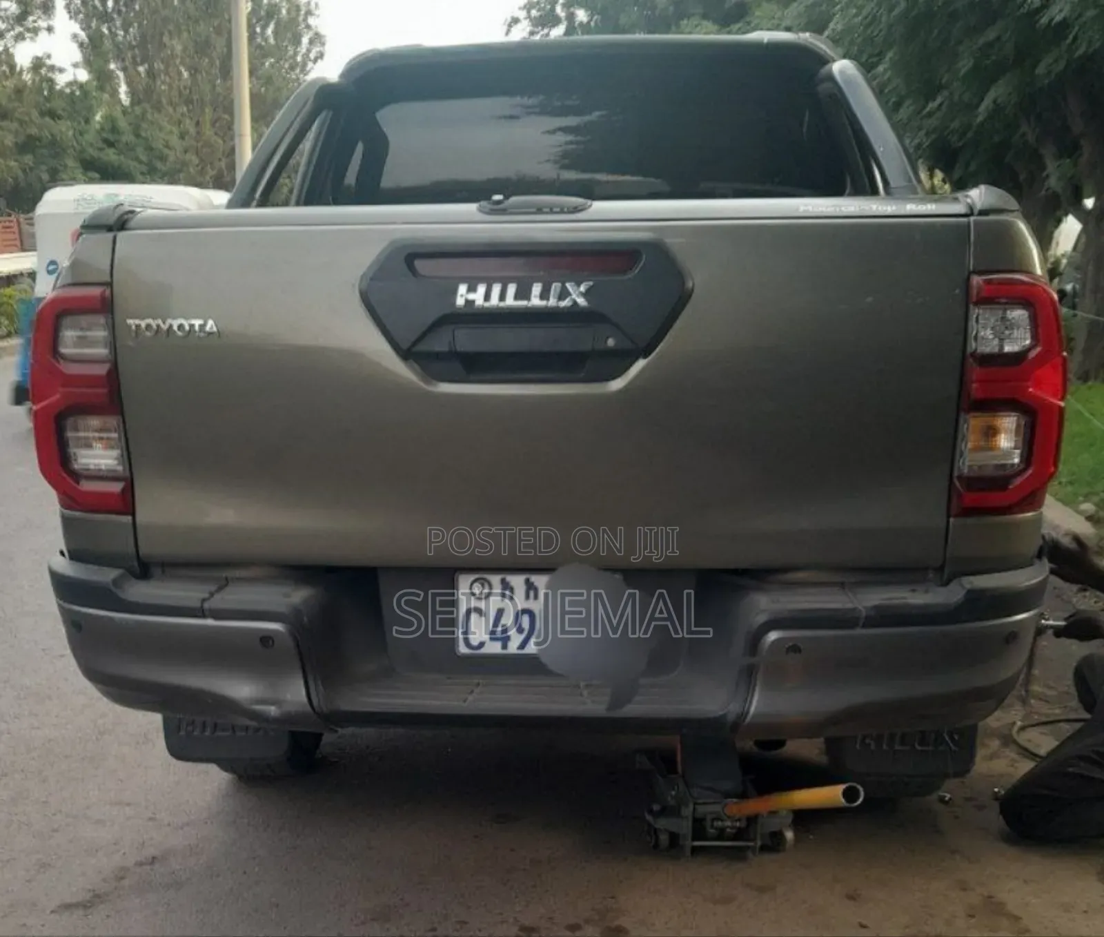 Toyota Hilux 2022 Gray