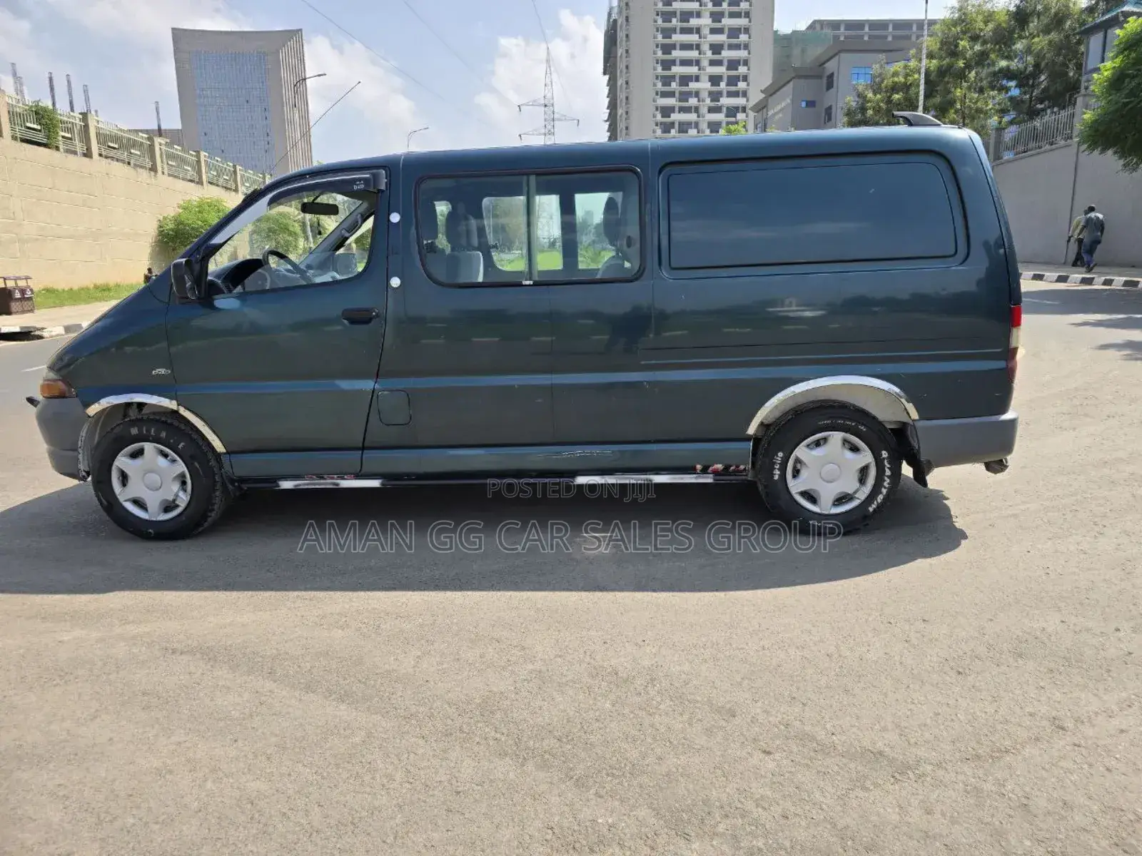 Toyota HiAce 2005 Green
