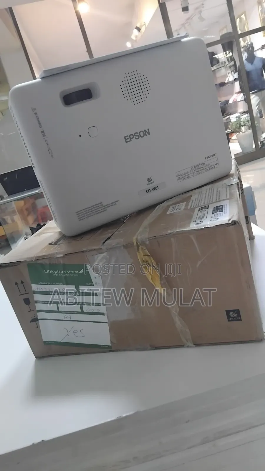 Brand New Epson Projector Co-W01 With Remote and Manual