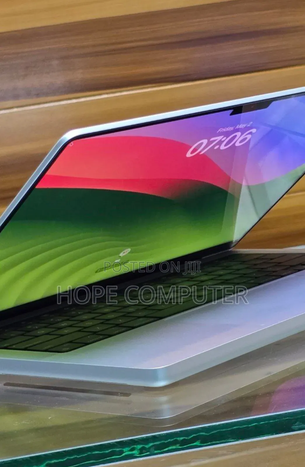 New Laptop Apple MacBook Pro 2023 M3 14-Inch 8GB Apple M3 SSD 512GB