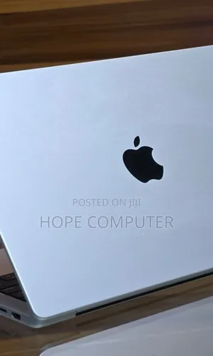 New Laptop Apple MacBook Pro 2023 M3 14-Inch 8GB Apple M3 SSD 512GB