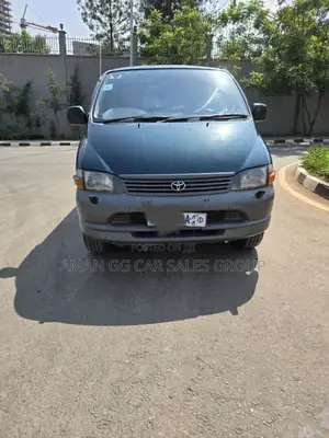 Toyota HiAce 2005 Green