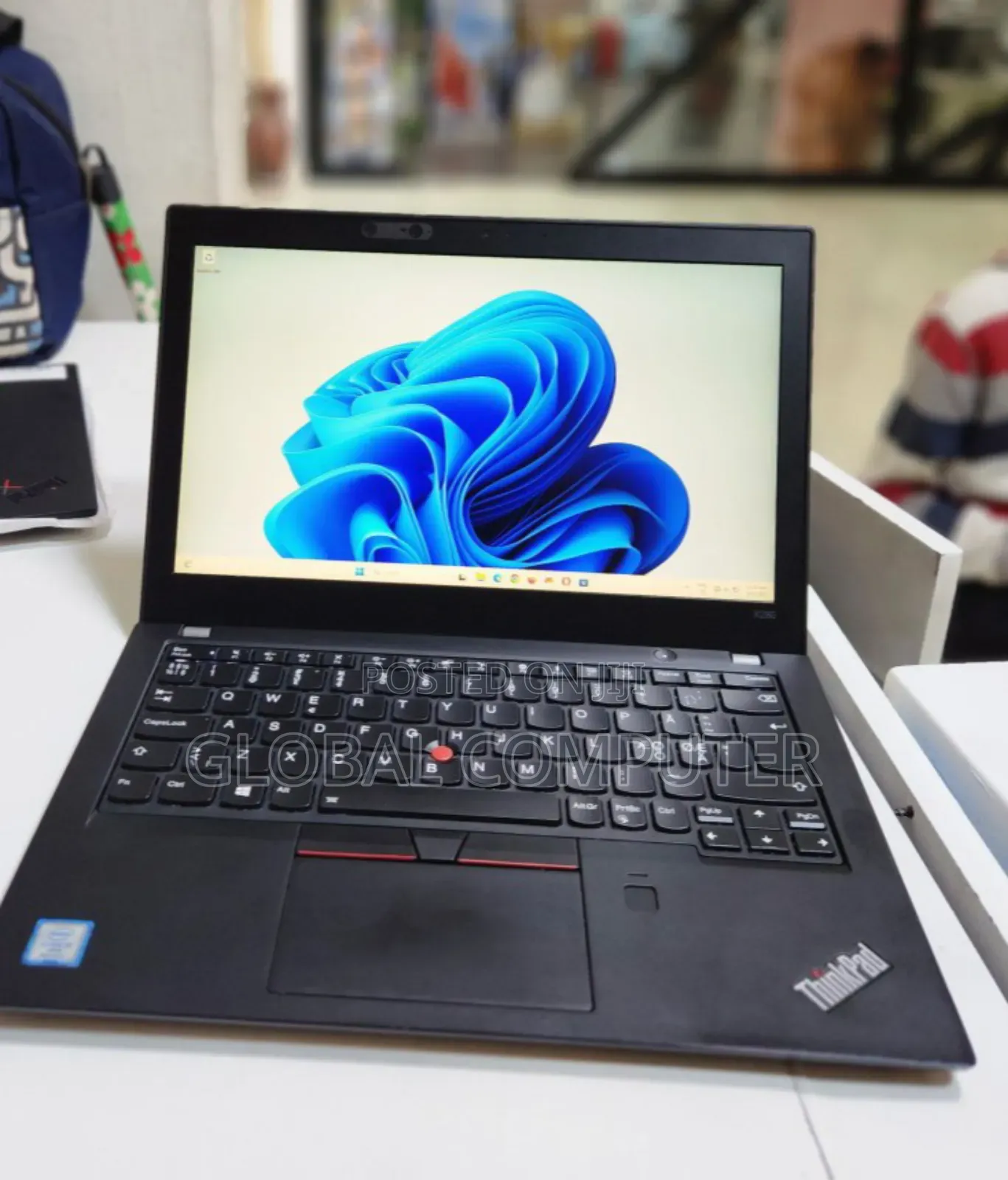 New Laptop Lenovo ThinkPad X380 Yoga 8GB Intel Core I5 SSD 256GB