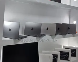 New Laptop Apple MacBook Pro 2021 M1 16GB Apple M1 Pro SSD 1T