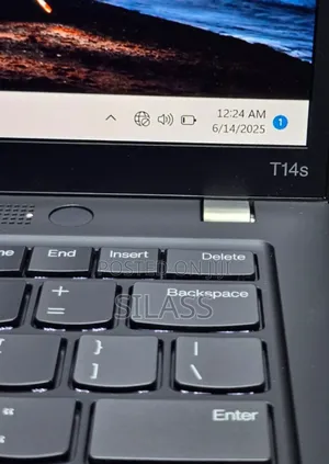 New Laptop Lenovo ThinkPad T14s G4 16GB Intel Core I7 SSD 1T