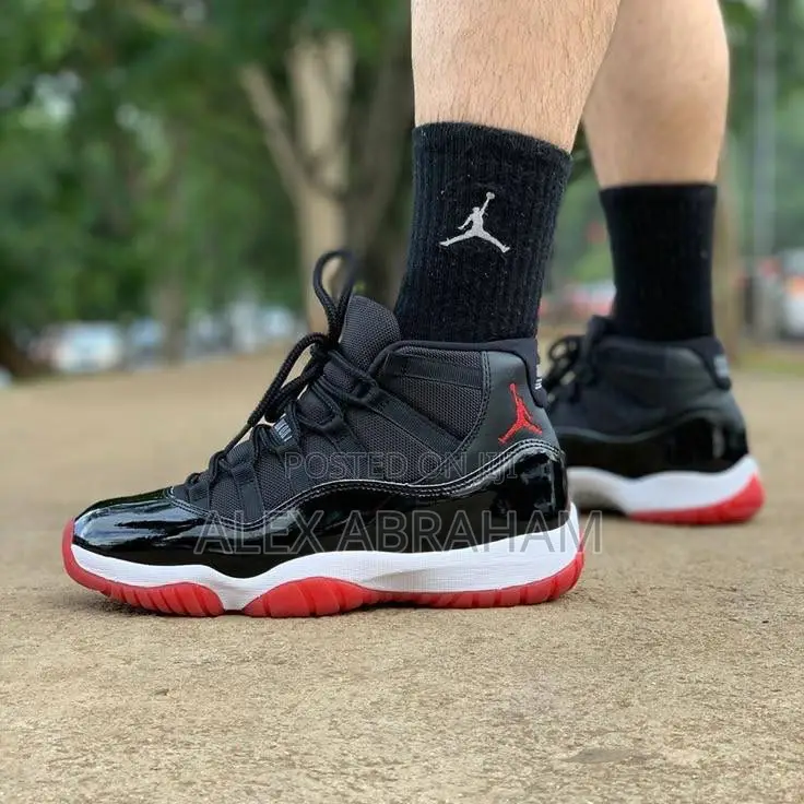 Jordan 11 Retro Bred