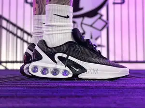 Photo - Nike Air Max Dn Black/White