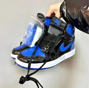 Jordan 1 Retro High Og Patent Royal Blue 2023