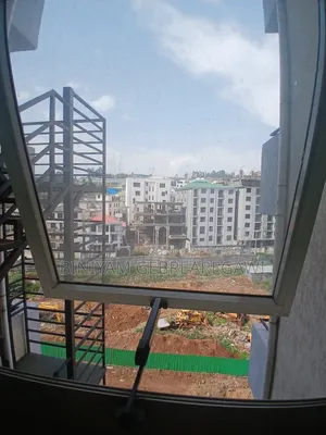 3bdrm Apartment in Apartment, Yeka for rent