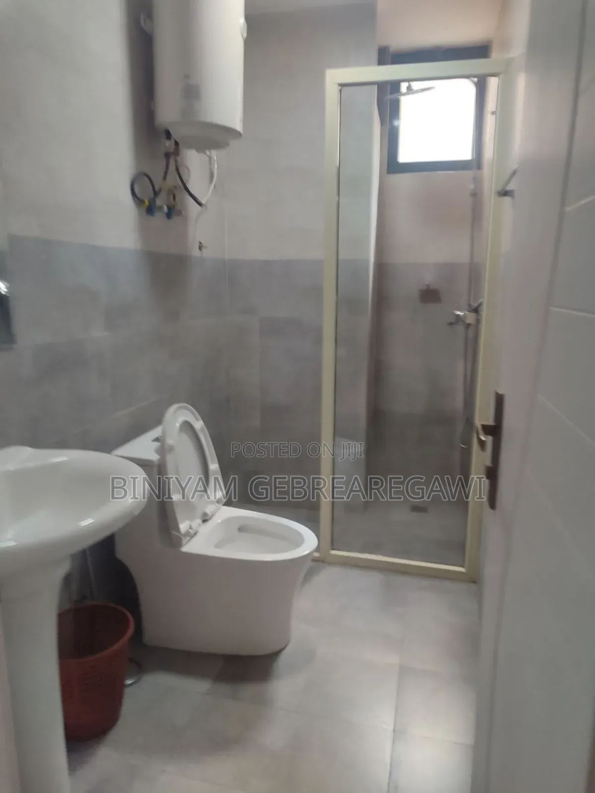 Furnished 5bdrm House in G+1, Yeka for rent