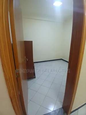 3bdrm Apartment in Apartment, Yeka for rent
