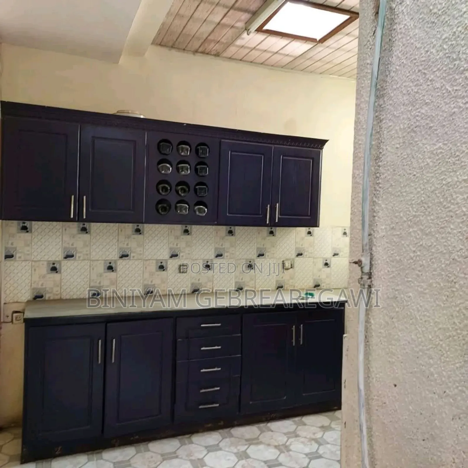 5bdrm House in G+1, Yeka for rent