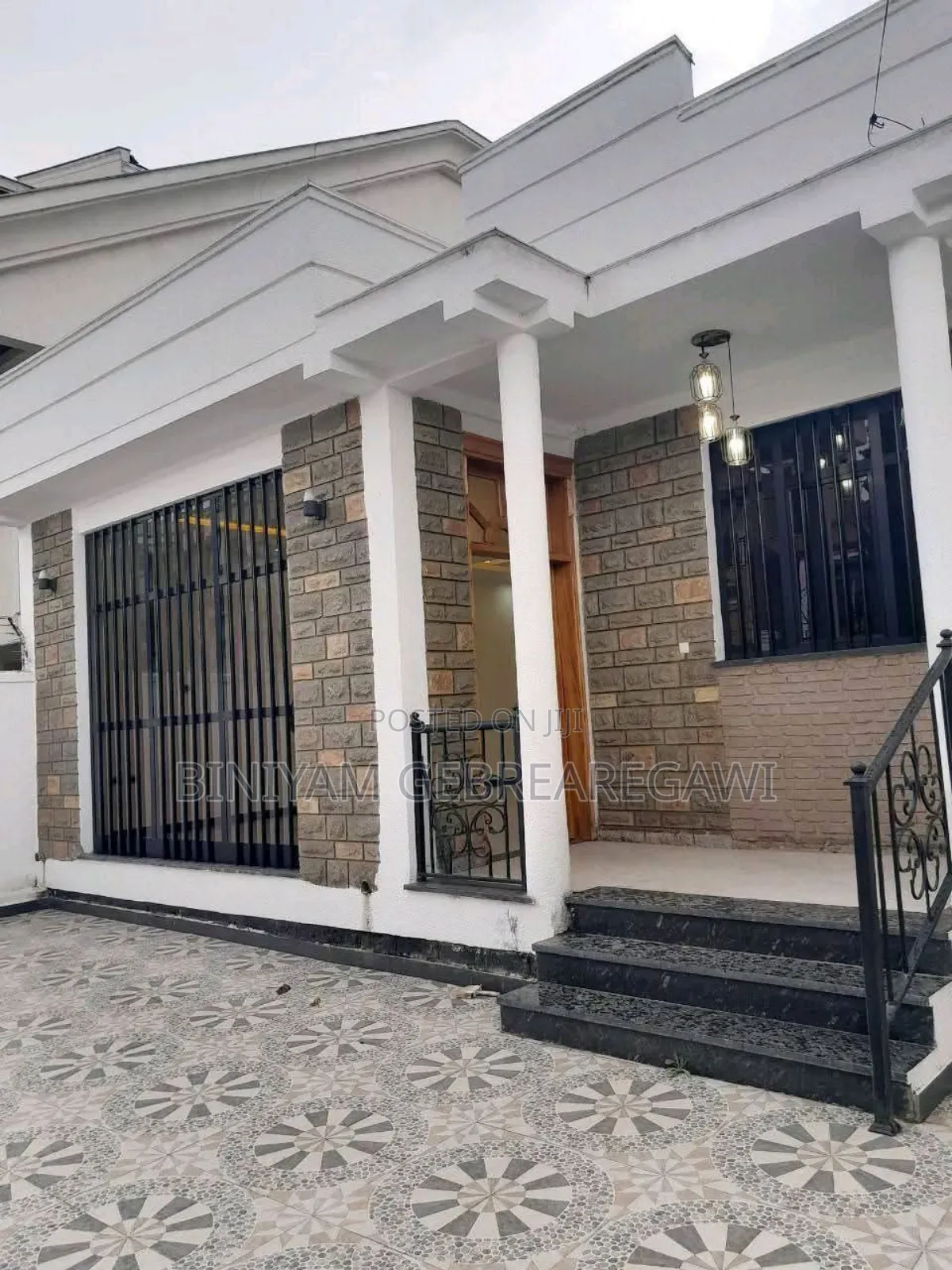 5bdrm Villa in House, Yeka for rent