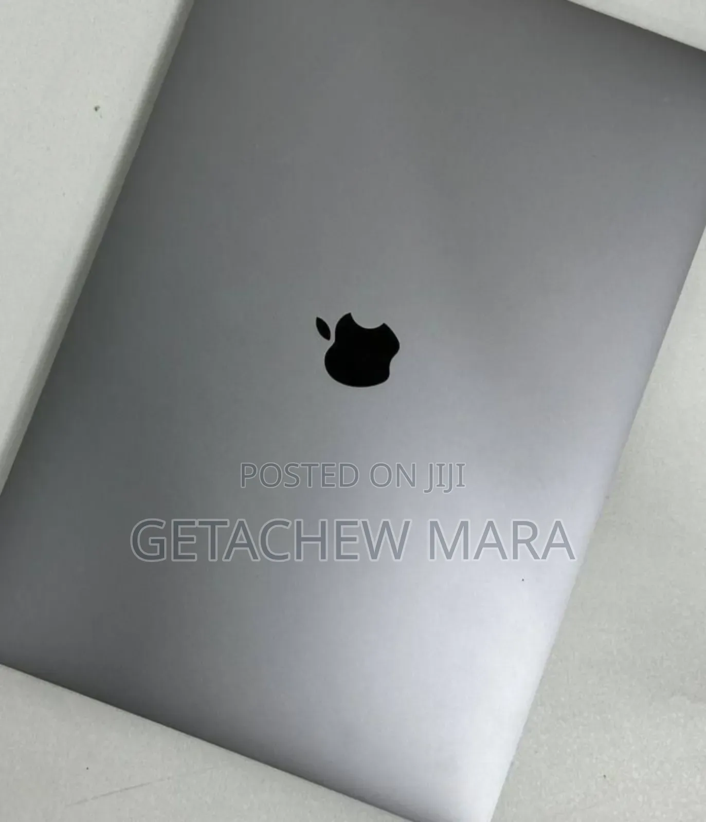 New Laptop Apple MacBook Pro 2019 16GB Intel Core I7 SSD 512GB