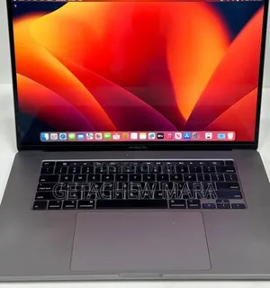 New Laptop Apple MacBook Pro 2019 16GB Intel Core I7 SSD 512GB