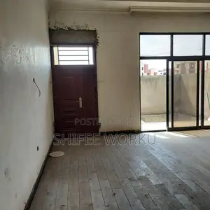 6bdrm Villa in Tafo Around Ccd, Yeka for sale