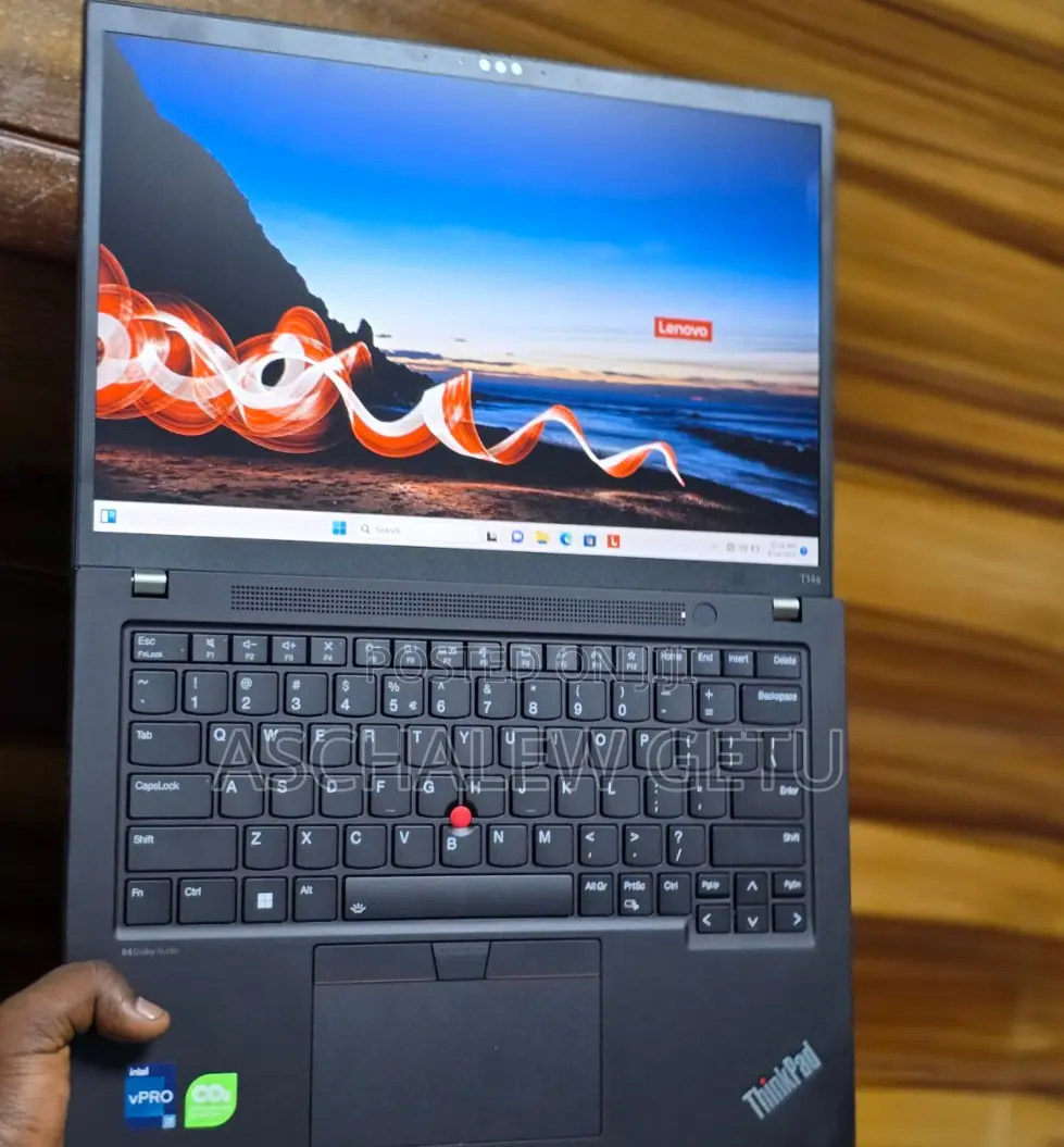 New Laptop Lenovo ThinkPad T14 16GB Intel Core I7 SSD 512GB