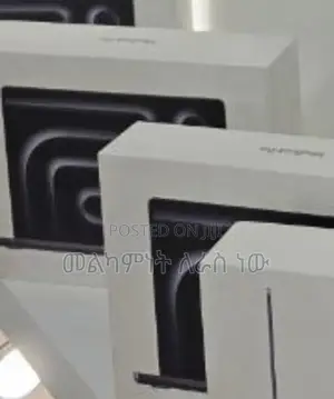 New Laptop Apple MacBook Pro 2021 M1 32GB Apple M1 Pro SSD 1T