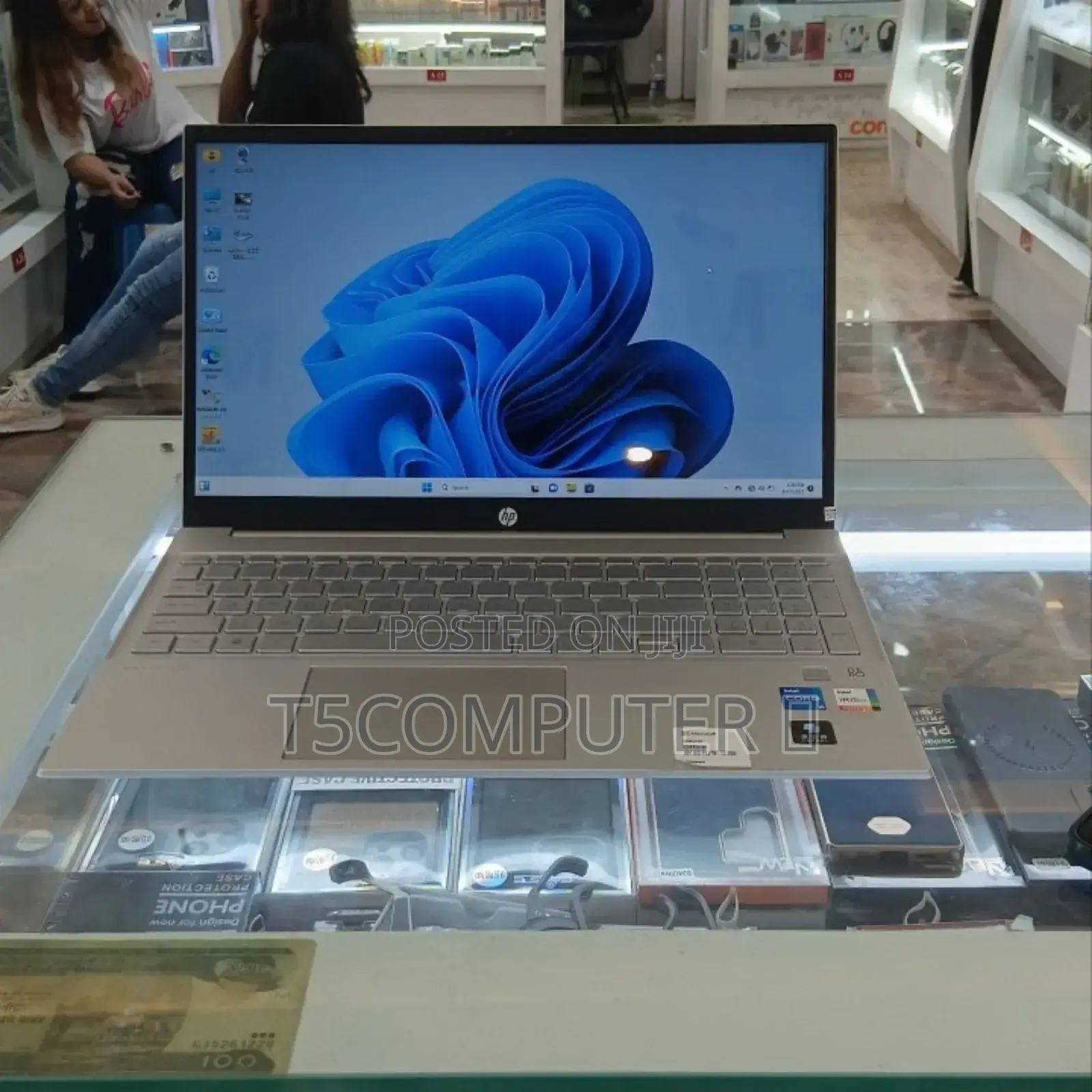 New Laptop HP 16GB Intel Core I5 SSD 1T