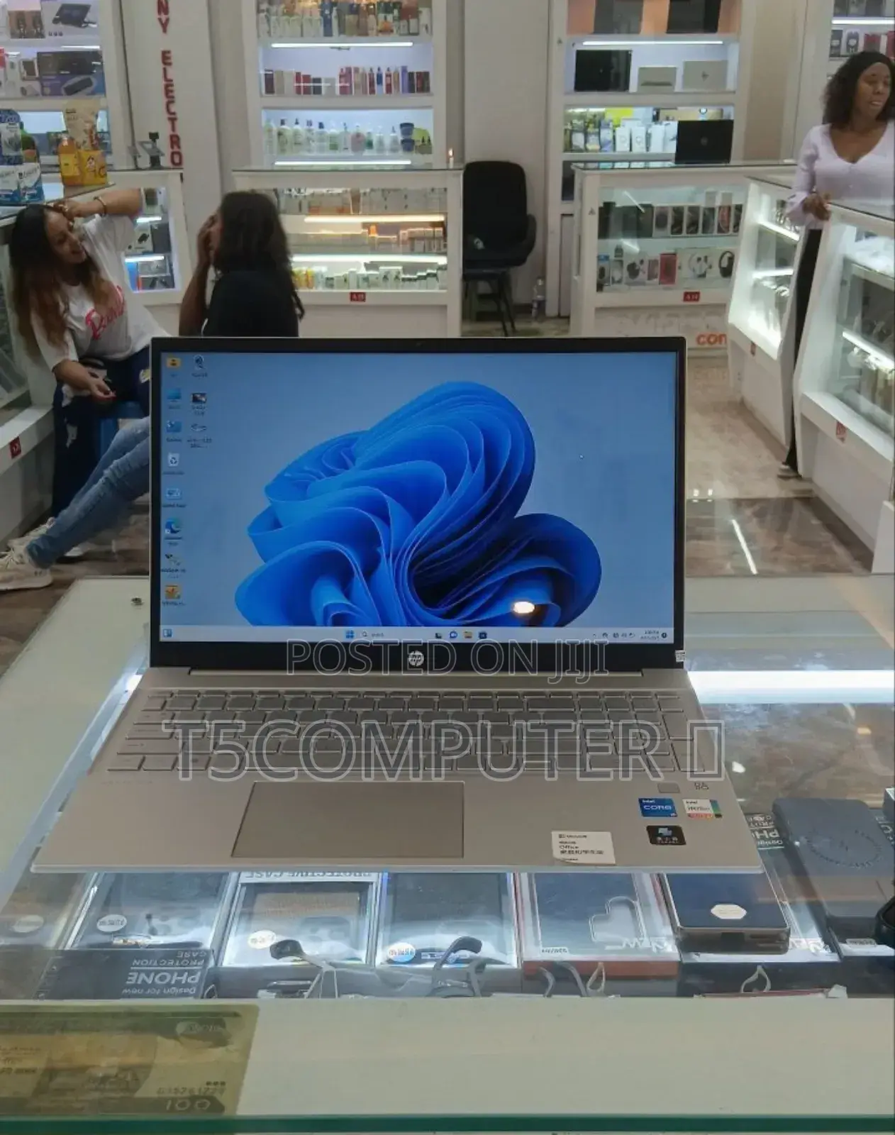 New Laptop HP 16GB Intel Core I5 SSD 1T