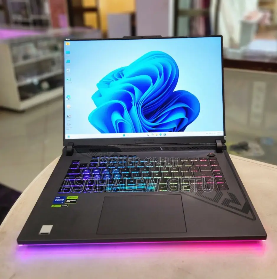 New Laptop Asus ROG Strix G15 16GB AMD Ryzen 9 SSD 512GB