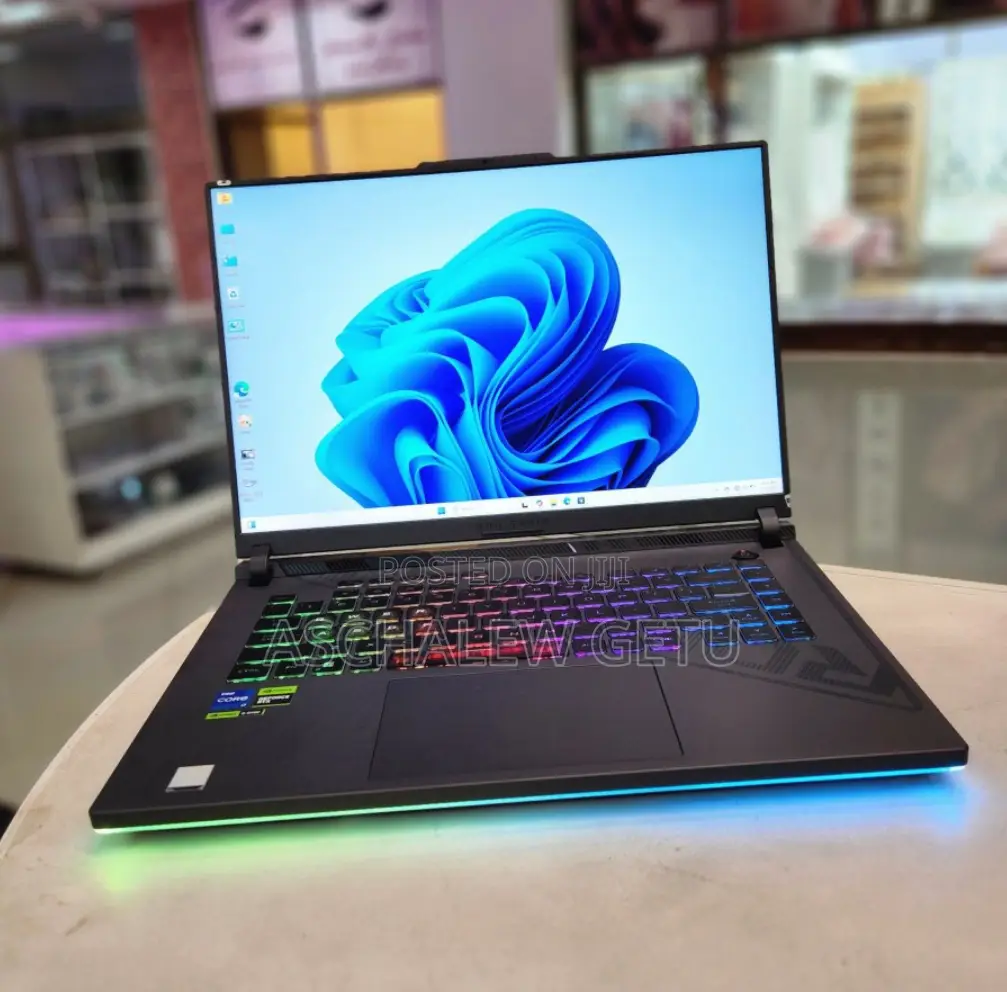 New Laptop Asus ROG Strix G15 16GB AMD Ryzen 9 SSD 512GB