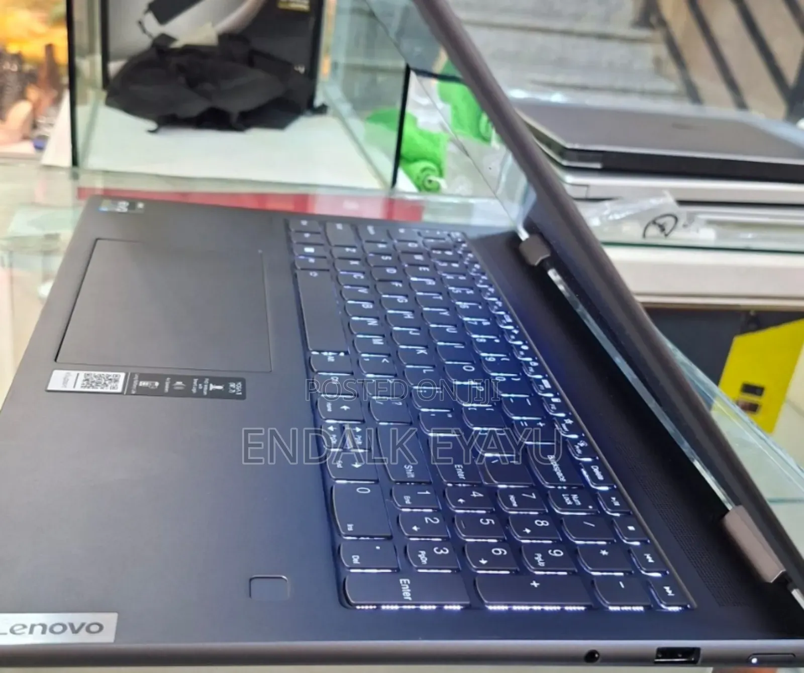 New Laptop Lenovo Yoga 7i 16GB Intel Core I7 SSD 1T