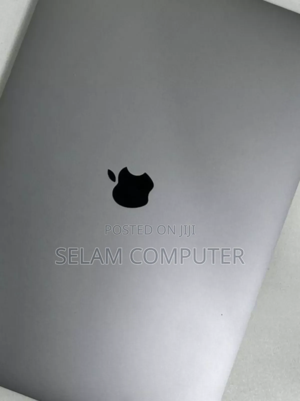 New Laptop Apple MacBook Pro 2019 16GB Intel Core I7 SSD 512GB