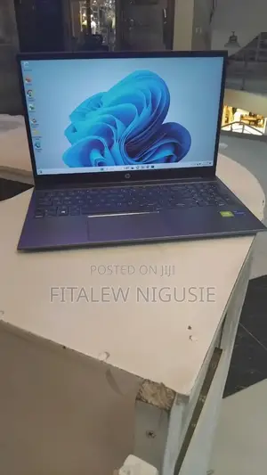 New Laptop HP Pavilion 10 16GB Intel Core I5 SSD 512GB