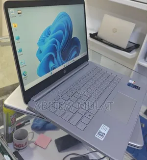 New Laptop HP Stream Notebook 16GB Intel Core I5 SSD 512GB