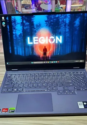 New Laptop Lenovo Legion 5 16GB AMD Ryzen 7 SSD 1T