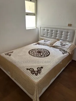 Furnished 1bdrm Apartment in Apartment, Yeka for rent