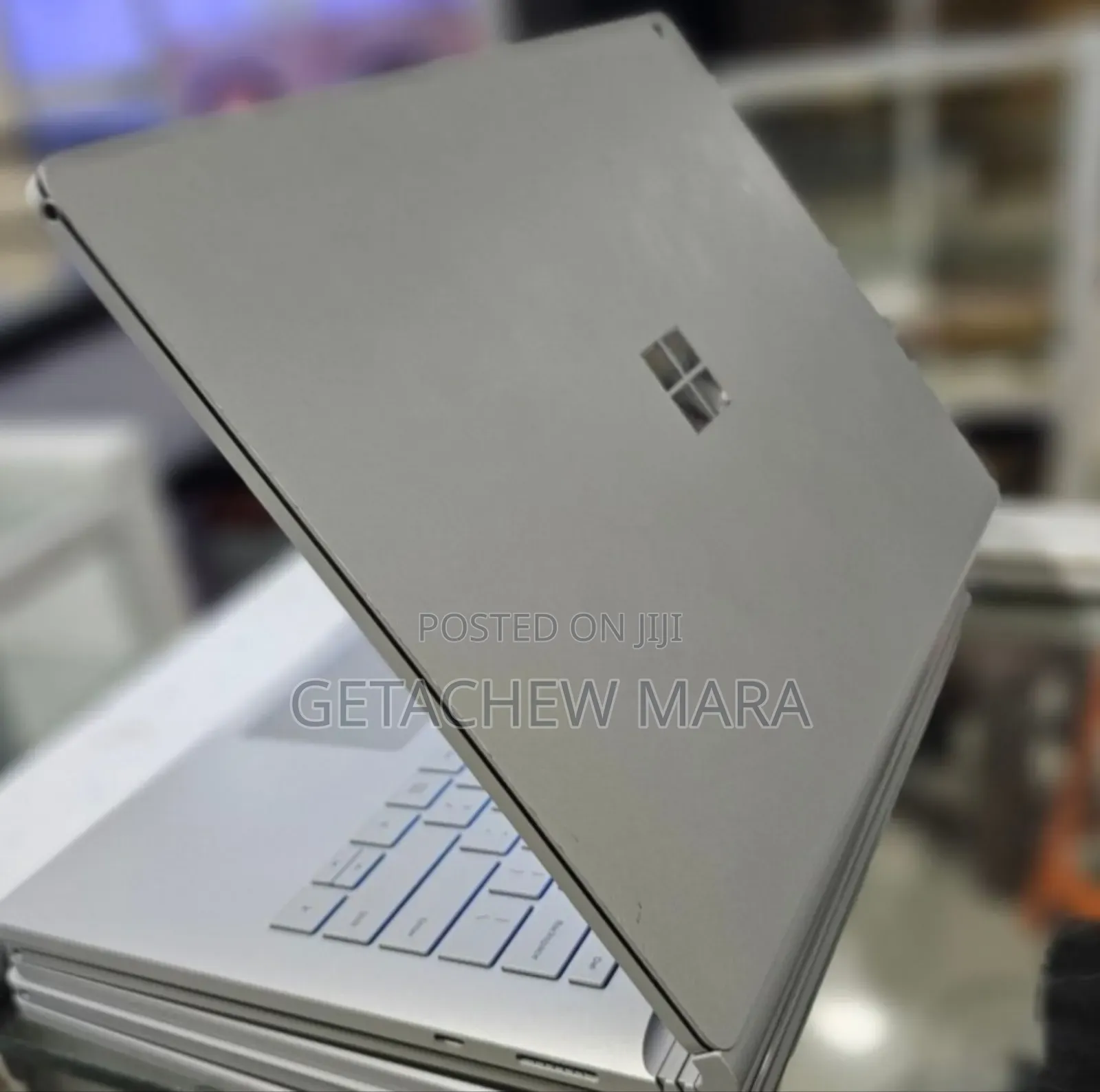 New Laptop Apple MacBook Pro M1 16GB Intel Core I7 SSD 256GB