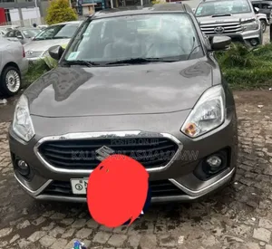 Photo - Suzuki Dzire 2020 Silver
