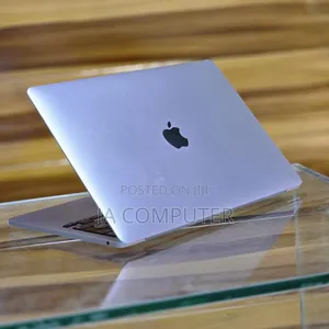 New Laptop Apple MacBook Pro 2023 M2 8GB Apple M2 SSD 256GB