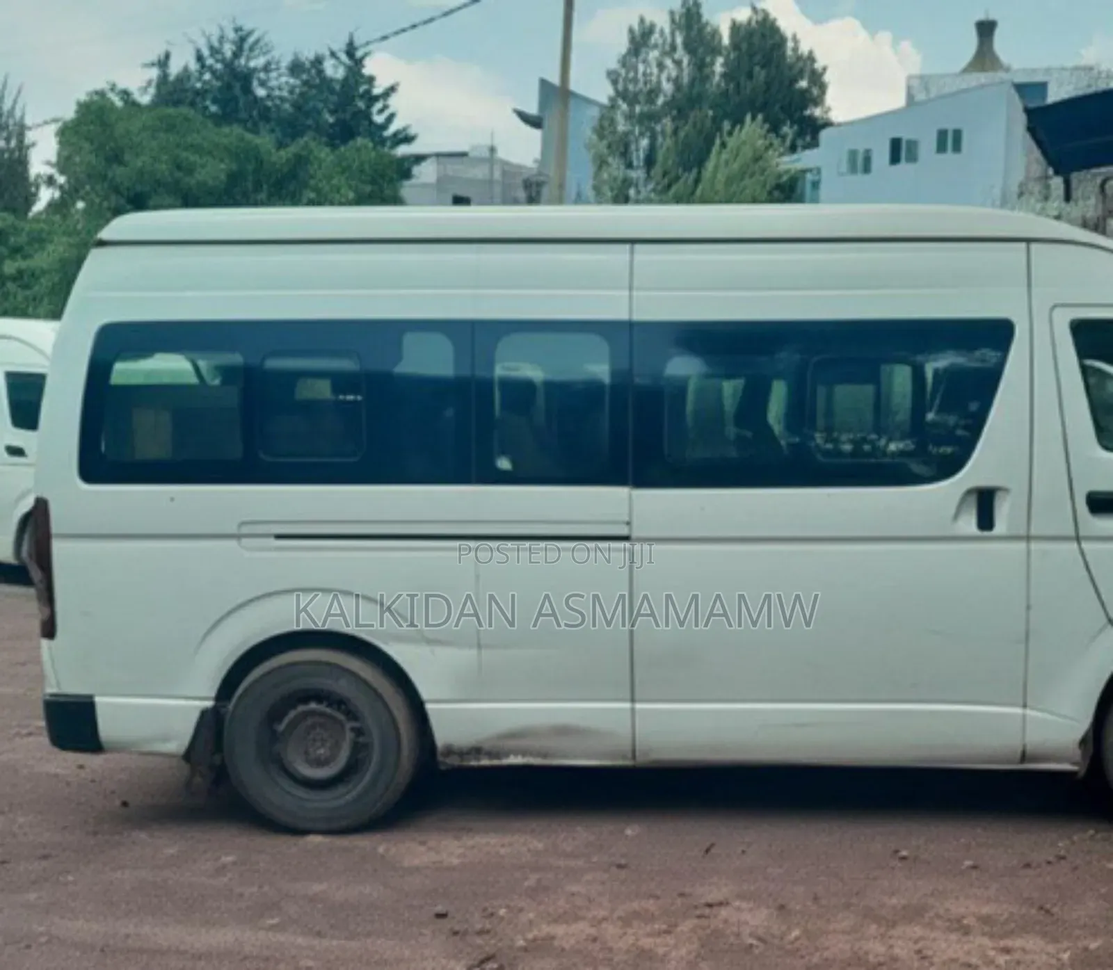 Toyota HiAce 2014 White