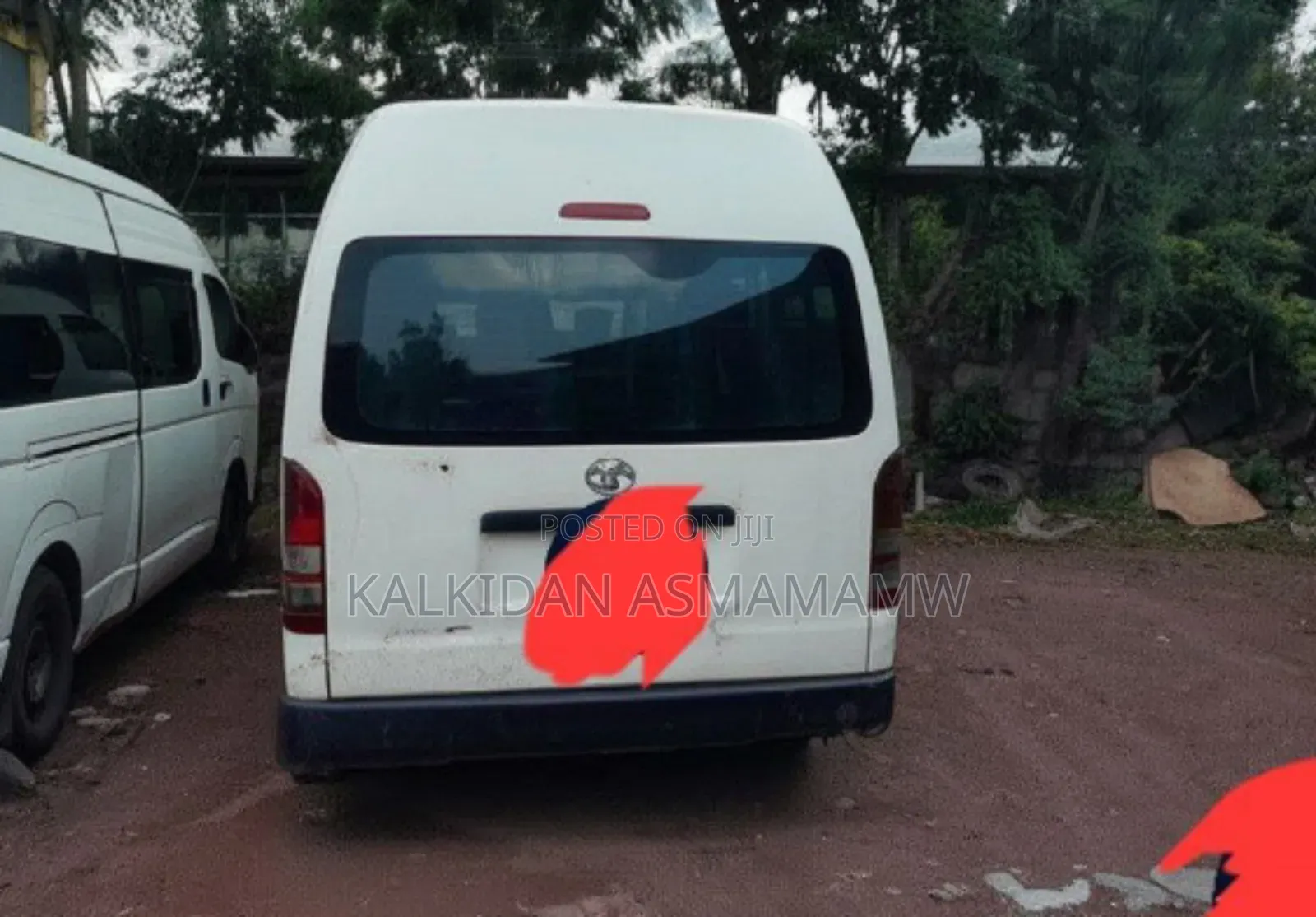 Toyota HiAce 2014 White