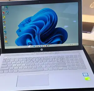 New Laptop HP Pavilion 13 16GB Intel Core I7 SSD 512GB